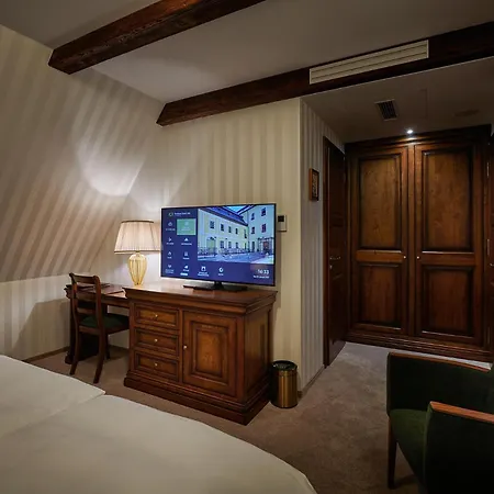 Boutique Erb - Adults Only 5*